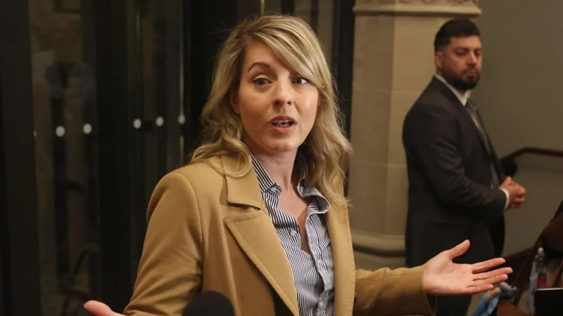 加拿大工业部长梅拉妮·朱莉(Mélanie Joly) 加拿大工业部长梅拉妮·朱莉(Mélanie Joly)