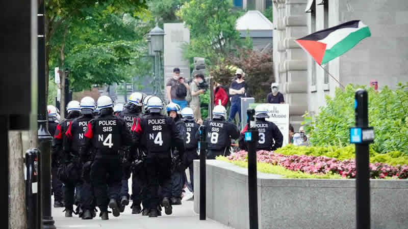 警察进入麦吉尔大学拆除亲巴勒斯坦营地