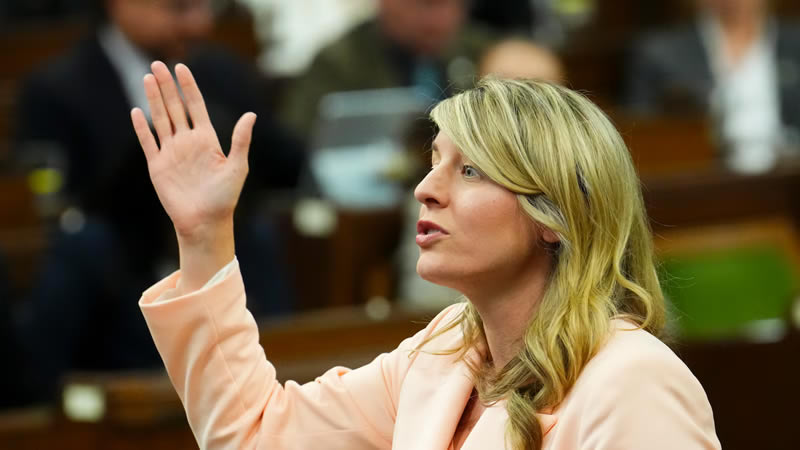 加拿大工业部长梅拉妮·乔利(Melanie Joly) 加拿大工业部长梅拉妮·乔利(Melanie Joly)