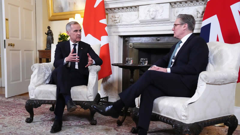 英国首相基尔·斯塔默与加拿大总理马克·卡尼 英国首相基尔·斯塔默与加拿大总理马克·卡尼