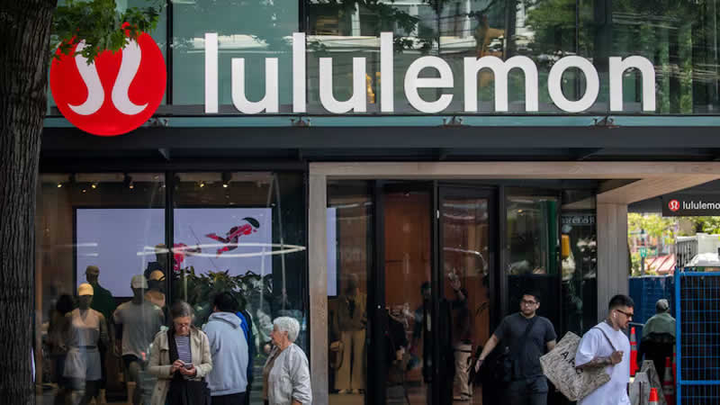 加拿大知名运动服饰品牌Lululemon商店