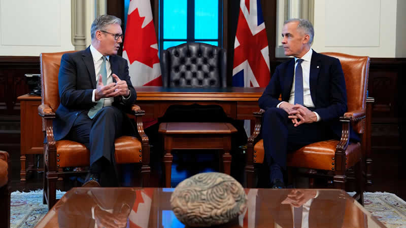 英国首相基尔·斯塔默与加拿大总理马克·卡尼举行会晤 英国首相基尔·斯塔默与加拿大总理马克·卡尼举行会晤
