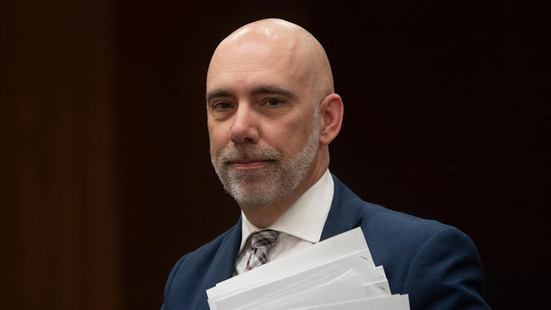 Parliamentary Budget Officer Yves Giroux Parliamentary Budget Officer Yves Giroux