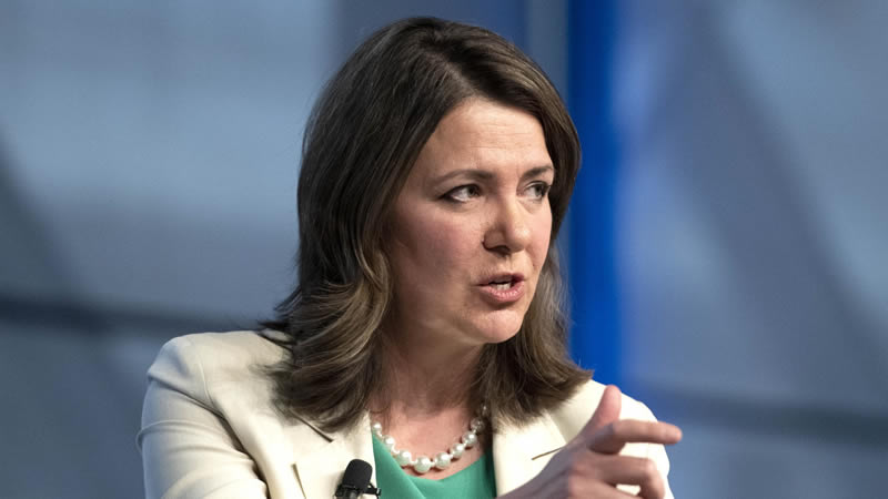 阿尔伯塔省省长丹妮尔·史密斯 Danielle Smith